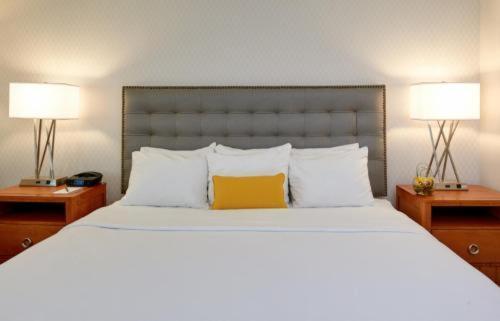 The Kensington Hotel Ann Arbor Pokoj fotografie